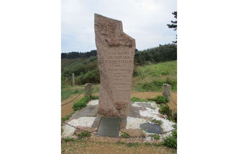 Stèle Commémorative du Réseau Shelburn